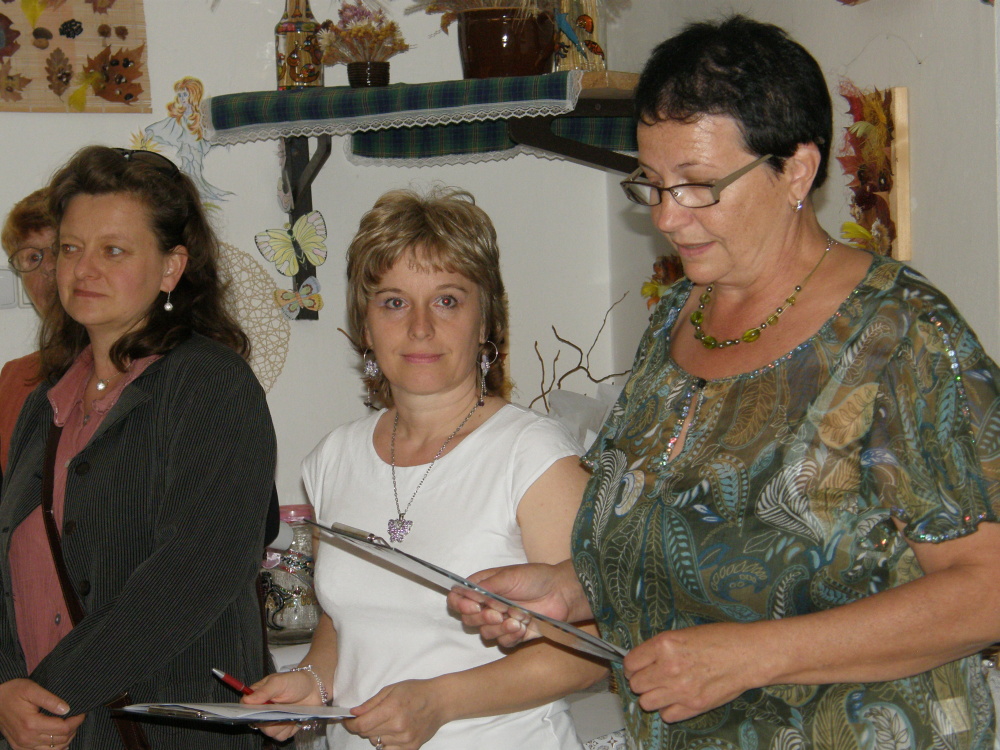Dagmar Honsnejmanová  Mokré - uprostřed
