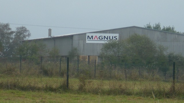 Magnus v areálu