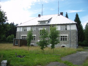 pohled-ze-dvora.jpg